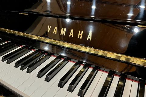 Yamaha U1 5460662